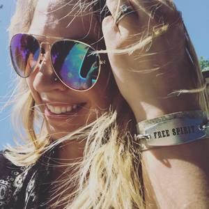 Meet your Posher, Michele